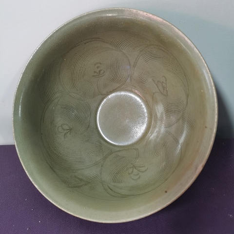 古玩陶瓷宋代龍泉青瓷刻花碗拍賣，當前價格6600元