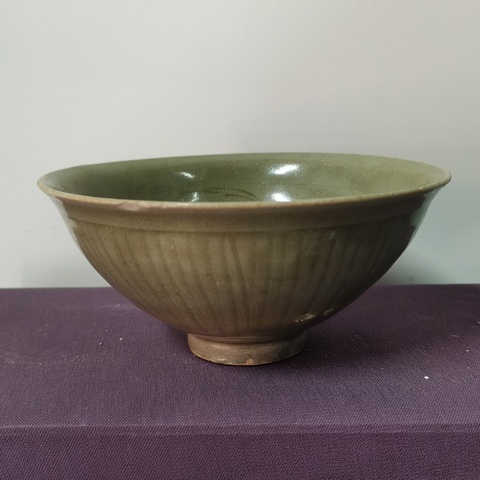 古玩陶瓷宋代龍泉青瓷刻花碗拍賣，當前價格6600元