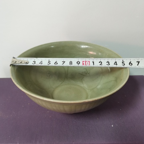 古玩陶瓷宋代龍泉青瓷刻花碗拍賣，當前價格6600元