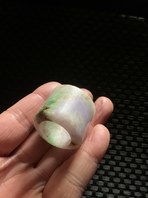 古玩玉器清代翡翠雕“素紋扳指”拍賣,當前價格5000元