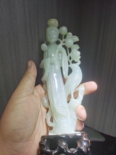 古玩雜項翡翠仕女拍賣，當前價格18000元