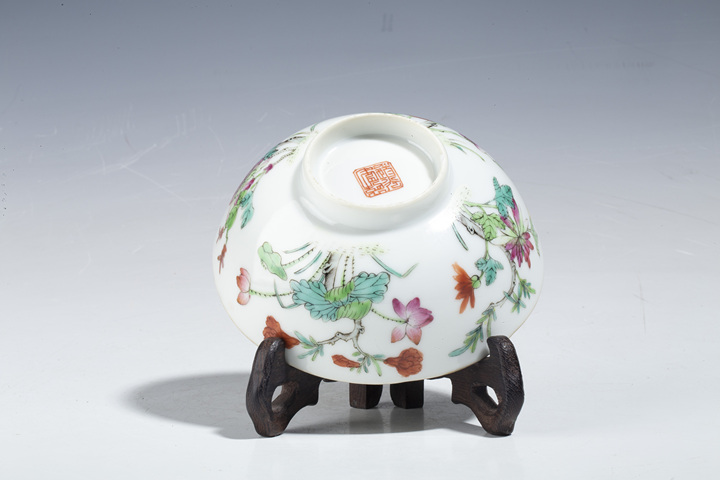 古玩陶瓷清道光·粉彩四季花卉紋花口碗拍賣，當前價格1880元
