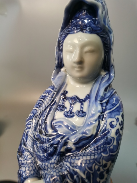 古玩陶瓷民國解放初青花觀音造像拍賣，當(dāng)前價格2660元