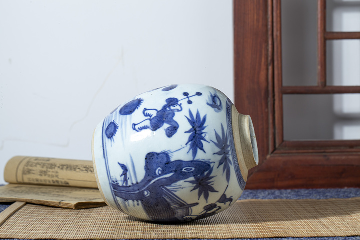 古玩陶瓷清康熙·青花嬰戲紋罐拍賣，當前價格2560元