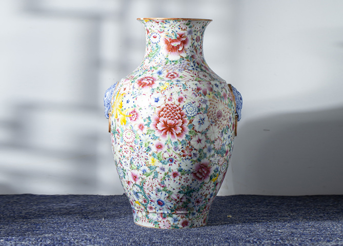 古玩陶瓷民國·粉彩百花不落地紋雙耳尊真品鑒賞圖