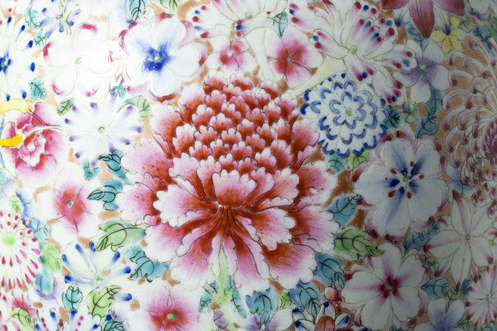 古玩陶瓷民國·粉彩百花不落地紋雙耳尊真品鑒賞圖
