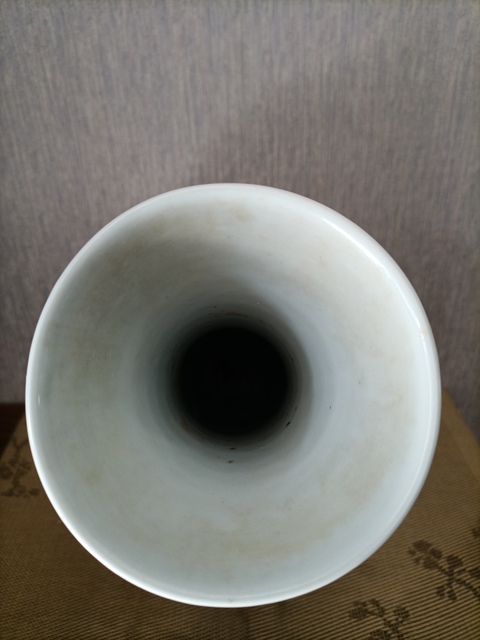 古玩陶瓷八仙圖粉彩瓶拍賣，當(dāng)前價格2580元