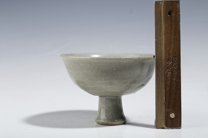 古玩陶瓷元代·龍泉青釉高足杯拍賣,當前價格1536元