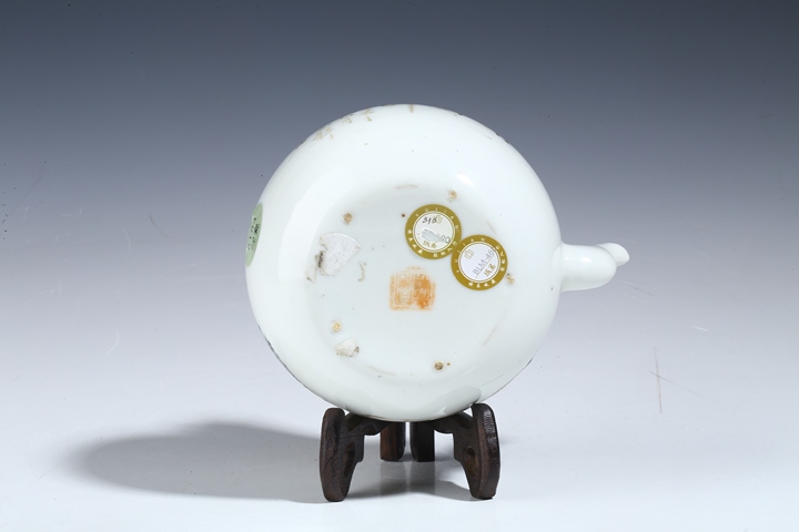 古玩陶瓷民國(guó)·粉彩高士人物詩(shī)文茶壺拍賣,當(dāng)前價(jià)格648元