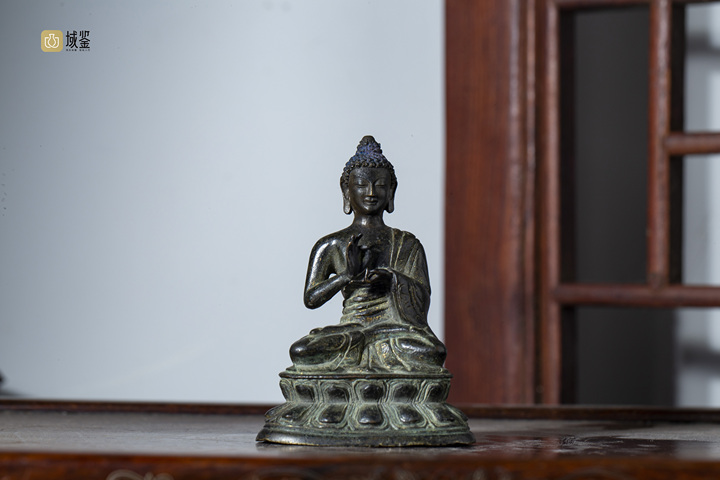 古玩銅器清晚·銅釋迦牟尼說法像拍賣，當前價格22000元