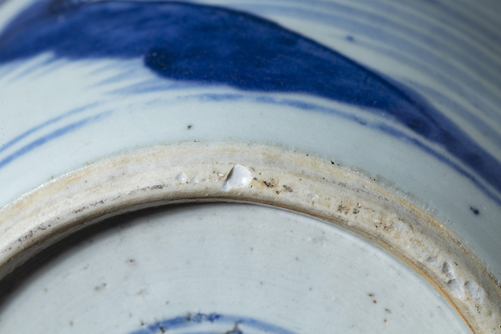 古玩陶瓷清乾隆·青花山水人物紋罐真品鑒賞圖