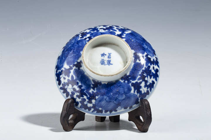 古玩陶瓷清晚·青花花卉紋蓋碗拍賣(mài)，當(dāng)前價(jià)格396元