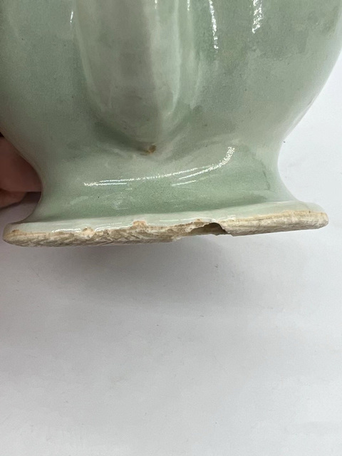 古玩陶瓷清代乾隆豆青釉青花釉里紅桃形倒流壺拍賣,當前價格9000元