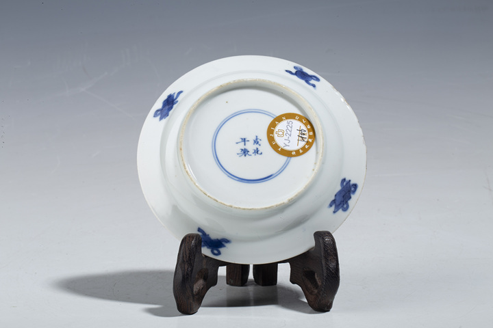 古玩陶瓷清康熙·青花三娘教子紋小碟
真品鑒賞圖