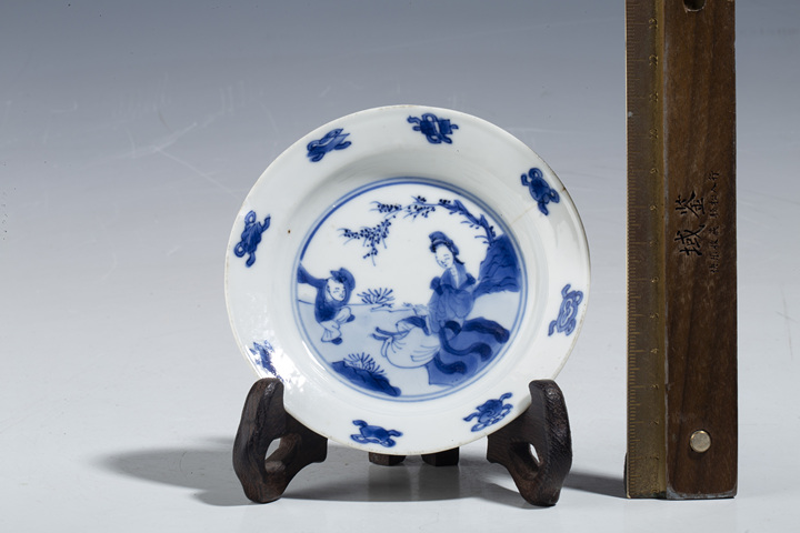 古玩陶瓷清康熙·青花三娘教子紋小碟
拍賣(mài),當(dāng)前價(jià)格0元