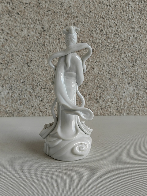 古玩陶瓷德化白瓷人物造像拍賣,當前價格850元