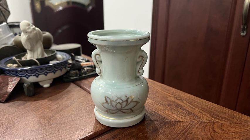 古玩陶瓷清末花卉紋描金瓶拍賣，當前價格777元