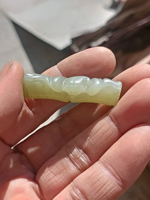 古玩玉器新疆和田玉墜拍賣，當(dāng)前價(jià)格180元
