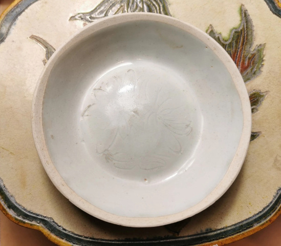 古玩陶瓷宋·南定刻劃花淺盤拍賣,當(dāng)前價(jià)格3999元