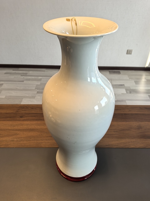 古玩陶瓷60厘米單色釉頂級甜白釉觀音大瓶拍賣，當(dāng)前價格5500元