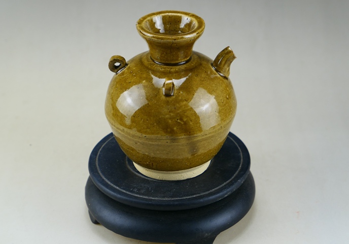 古玩陶瓷精品.清末民初茶葉末釉三系執(zhí)壺拍賣，當(dāng)前價格300元