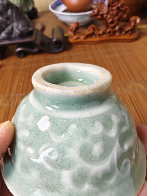 古玩陶瓷豆青釉花卉紋杯拍賣,當前價格198元