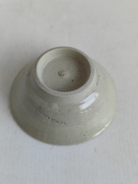 古玩陶瓷龍泉青瓷碗拍賣，當前價格160元