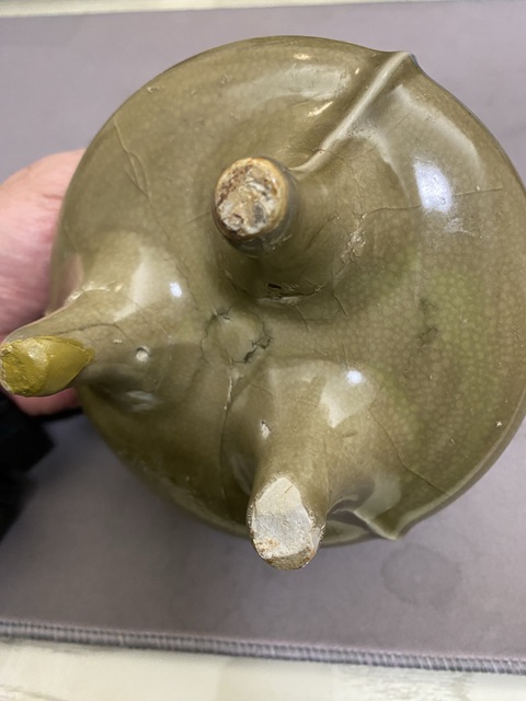 古玩陶瓷龍泉青瓷鬲式爐拍賣，當前價格8900元