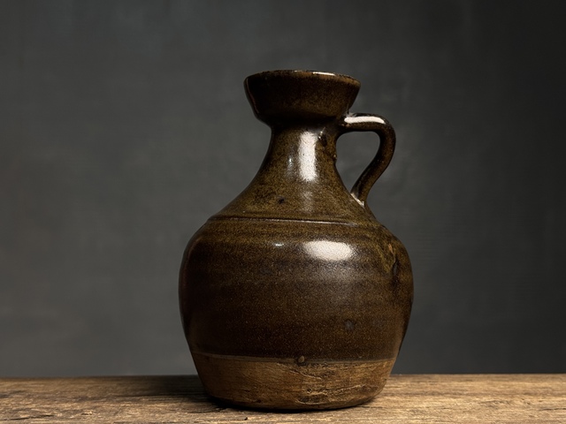 茶葉末釉執(zhí)壺拍賣，當(dāng)前價(jià)格1800元