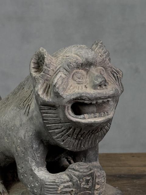 古玩陶瓷灰陶獅子擺件拍賣,當前價格1800元