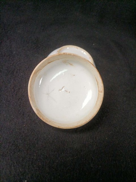 古玩陶瓷蟲草紋墨彩印泥盒拍賣，當(dāng)前價(jià)格1680元