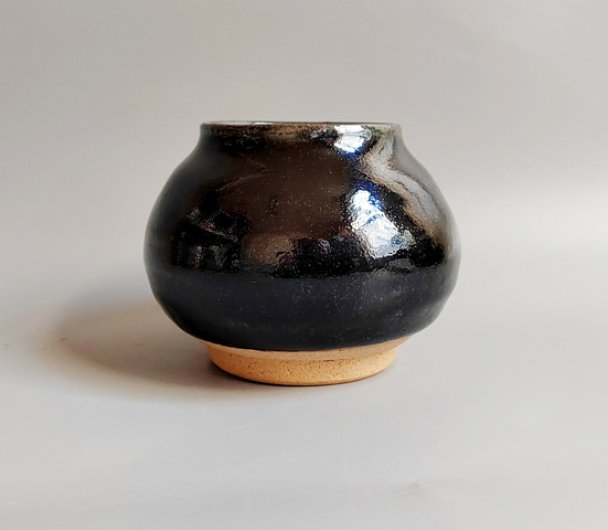 古玩陶瓷清·黑釉水盂拍賣,當(dāng)前價格1500元