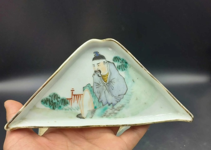 古玩陶瓷淺絳彩人物紋攢盤拍賣，當前價格1699元
