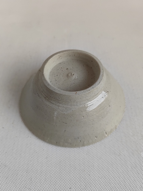 古玩陶瓷龍泉青瓷碗拍賣，當前價格160元