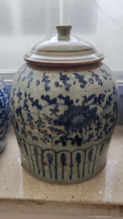 古玩陶瓷青花纏枝花紋罐拍賣(mài),當(dāng)前價(jià)格450元