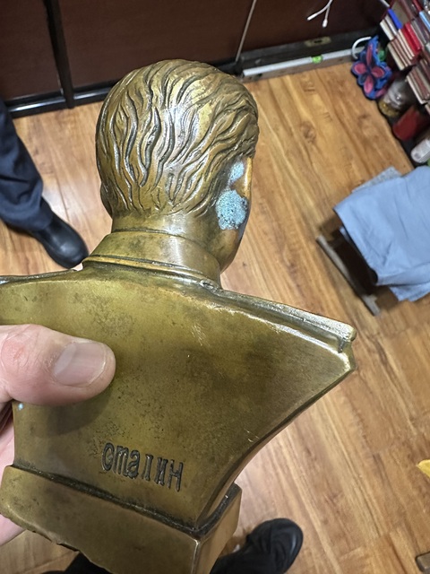 古玩銅器偉人像拍賣，當前價格555元