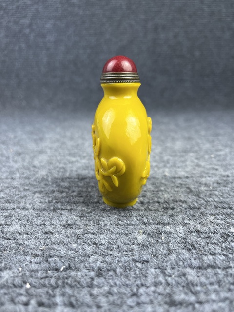 古玩玉器料器鼻煙壺拍賣,當(dāng)前價(jià)格999元