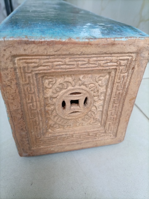 古玩陶瓷清代瓷枕拍賣,當前價格3600元