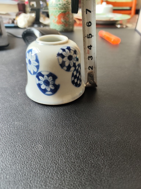 古玩陶瓷皮球花青花水盂拍賣,當前價格2600元