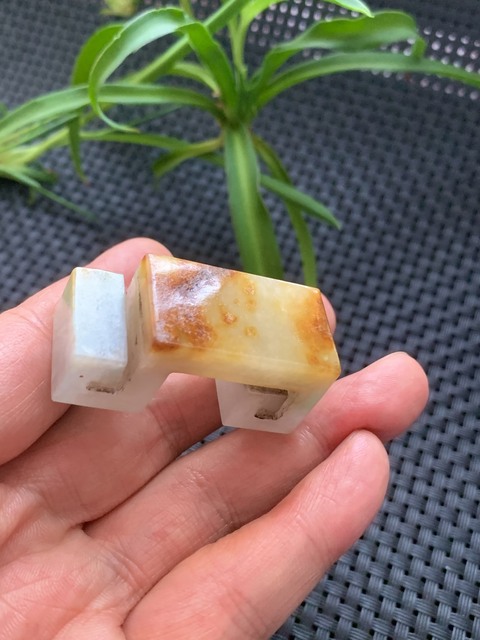 古玩玉器清代三彩天然翡翠雕“墨床”拍賣，當前價格16800元