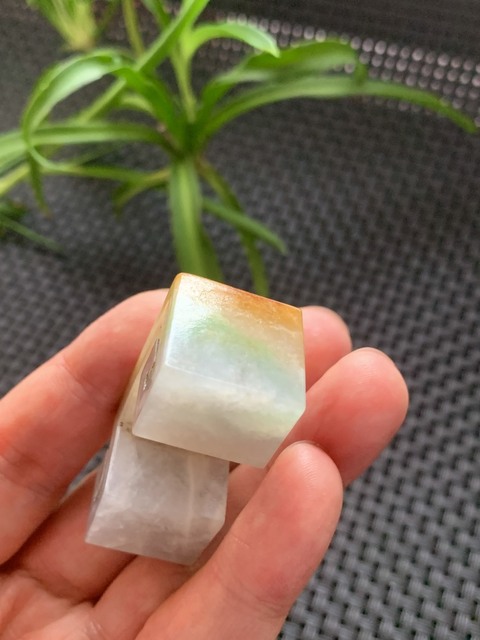 古玩玉器清代三彩天然翡翠雕“墨床”拍賣，當前價格16800元