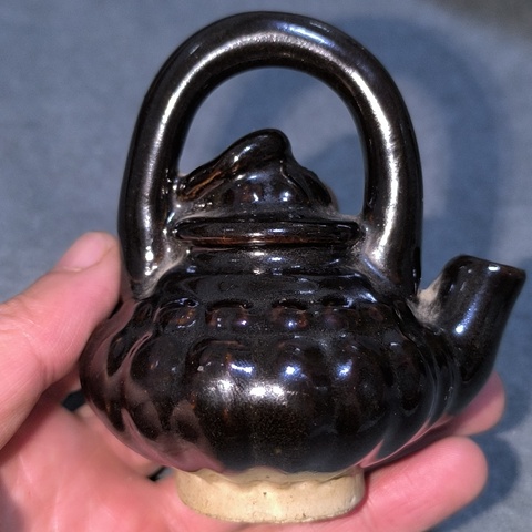 古玩陶瓷黑釉茶壺拍賣,當前價格1800元