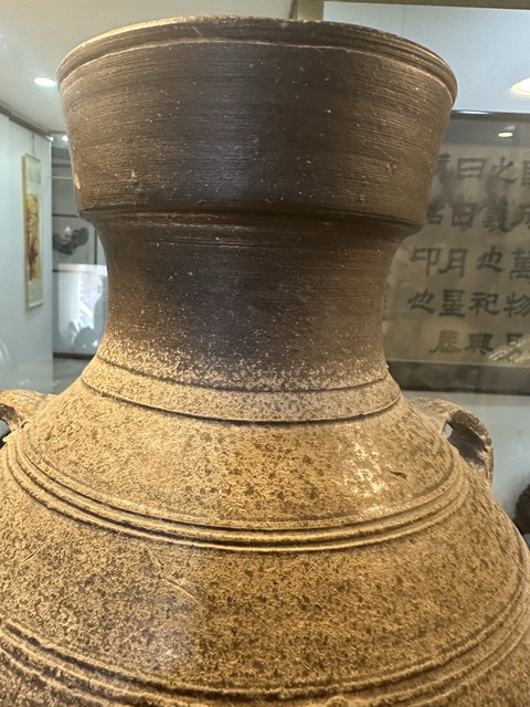 古玩陶瓷放漏青瓷瓶拍賣，當前價格5555元