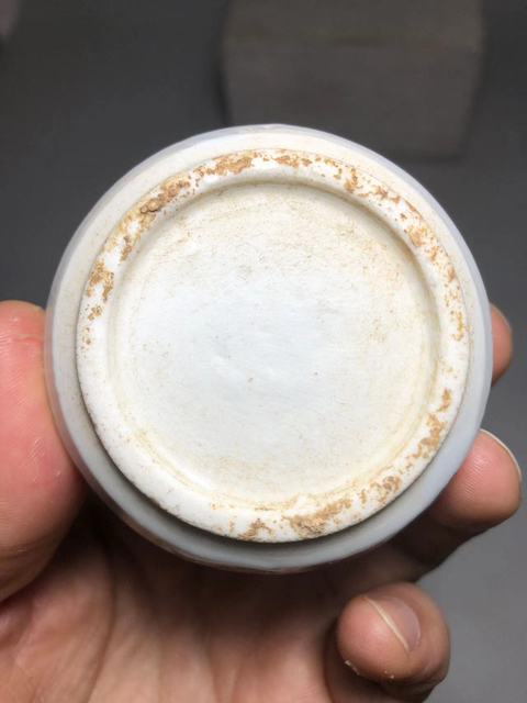 古玩陶瓷明末清初，德化窯白釉香爐拍賣，當前價格888元