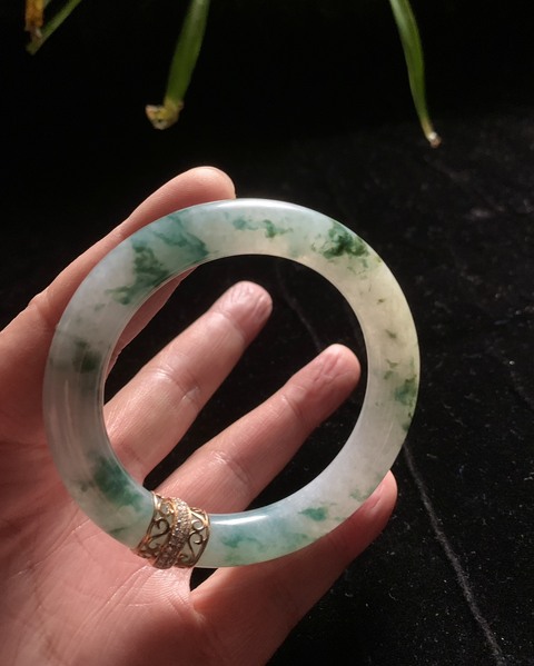 古玩玉器清代冰種飄花天然翡翠手鐲拍賣，當前價格25000元