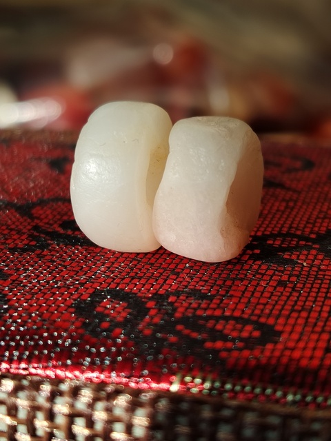 古玩玉器高古珠2顆拍賣,當前價格88元