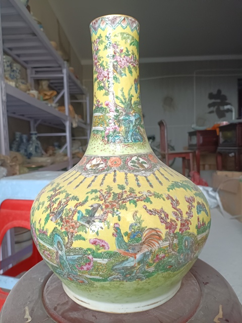 古玩陶瓷花鳥紋瓶拍賣，當前價格6666元