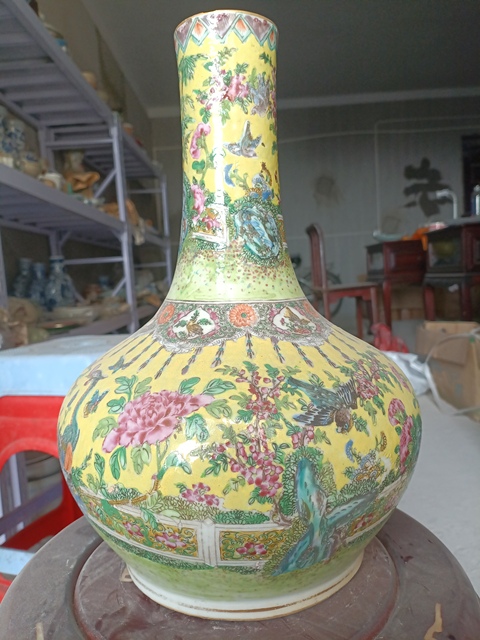 古玩陶瓷花鳥紋瓶拍賣，當前價格6666元