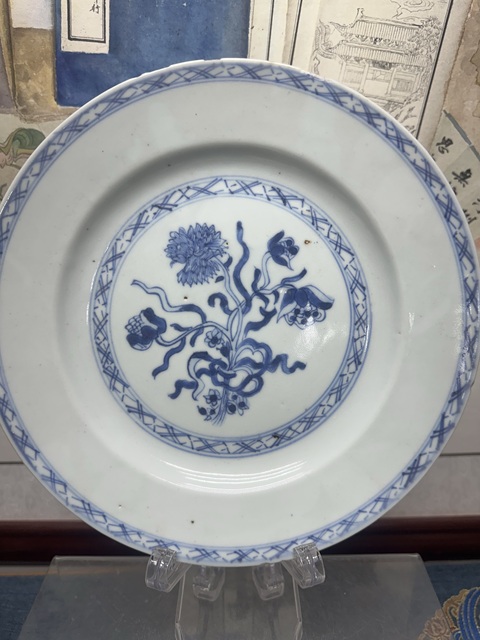 古玩陶瓷清雍正精品青花一束蓮青花盤拍賣,當前價格890元