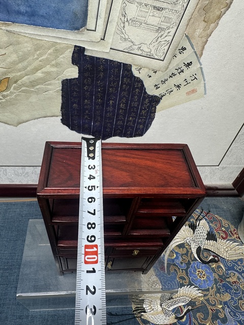 古玩陶瓷創(chuàng)匯紅木博古架 非常精細拍賣，當前價格289元